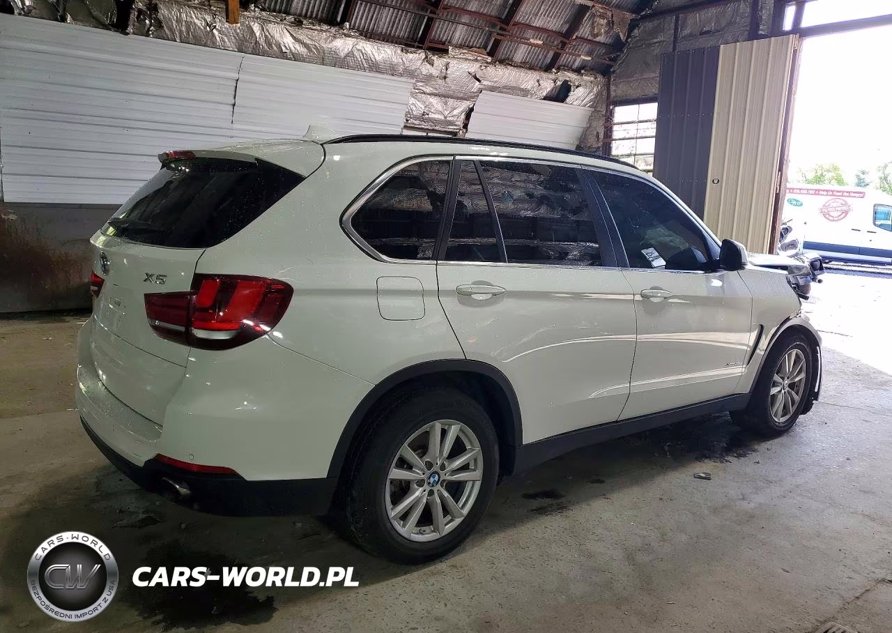 2015 BMW X5 xDrive35I VIN:5UXKR0C59F0K69255 - 3