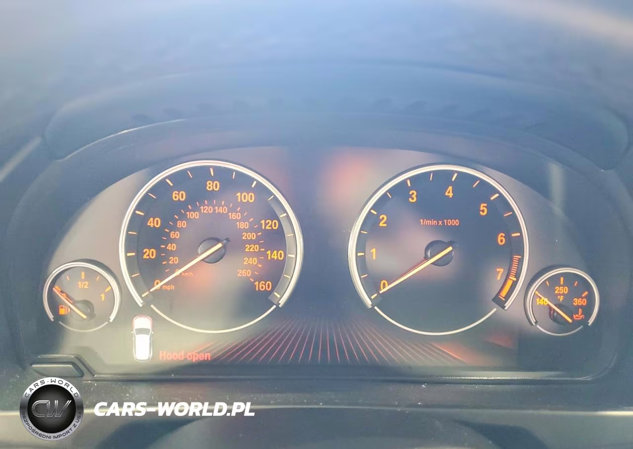 2015 BMW X5 xDrive35I VIN:5UXKR0C59F0K69255 - 9