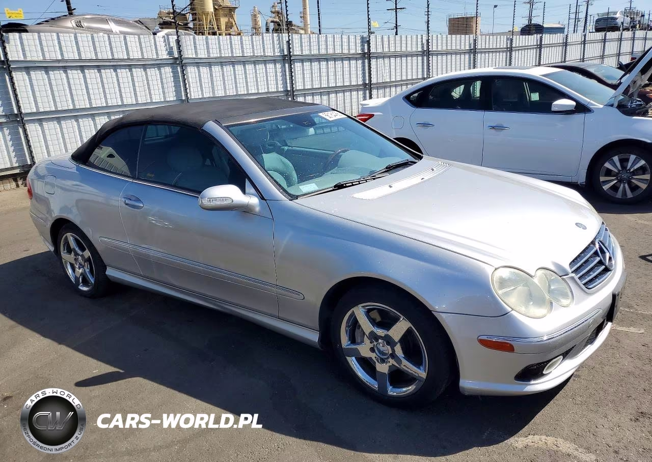 2005 Mercedes-Benz Clk 500 VIN:WDBTK75G55T042609 - 4