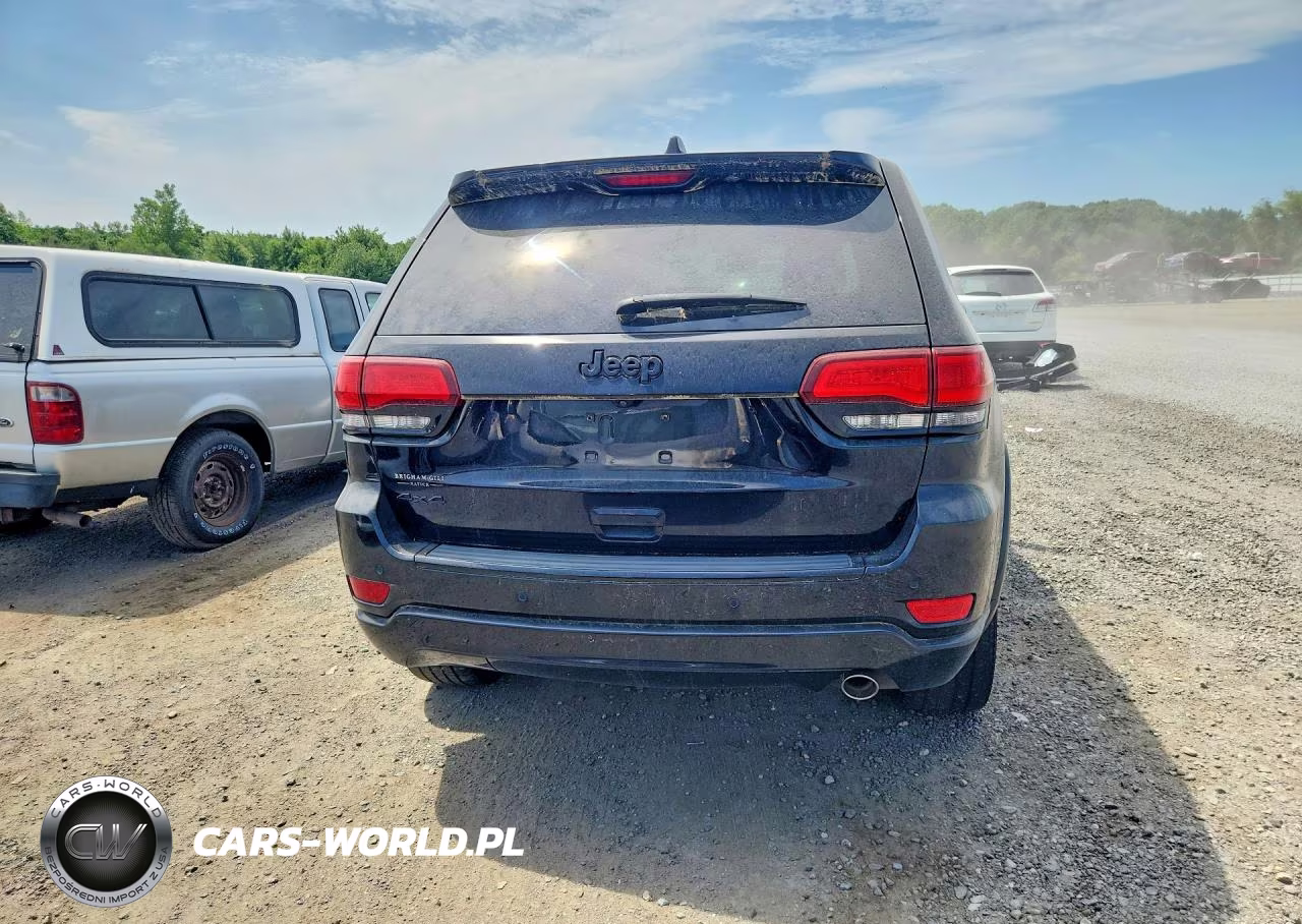 2017 Jeep Grand Cherokee Laredo VIN:1C4RJFAGXHC714554 - 6