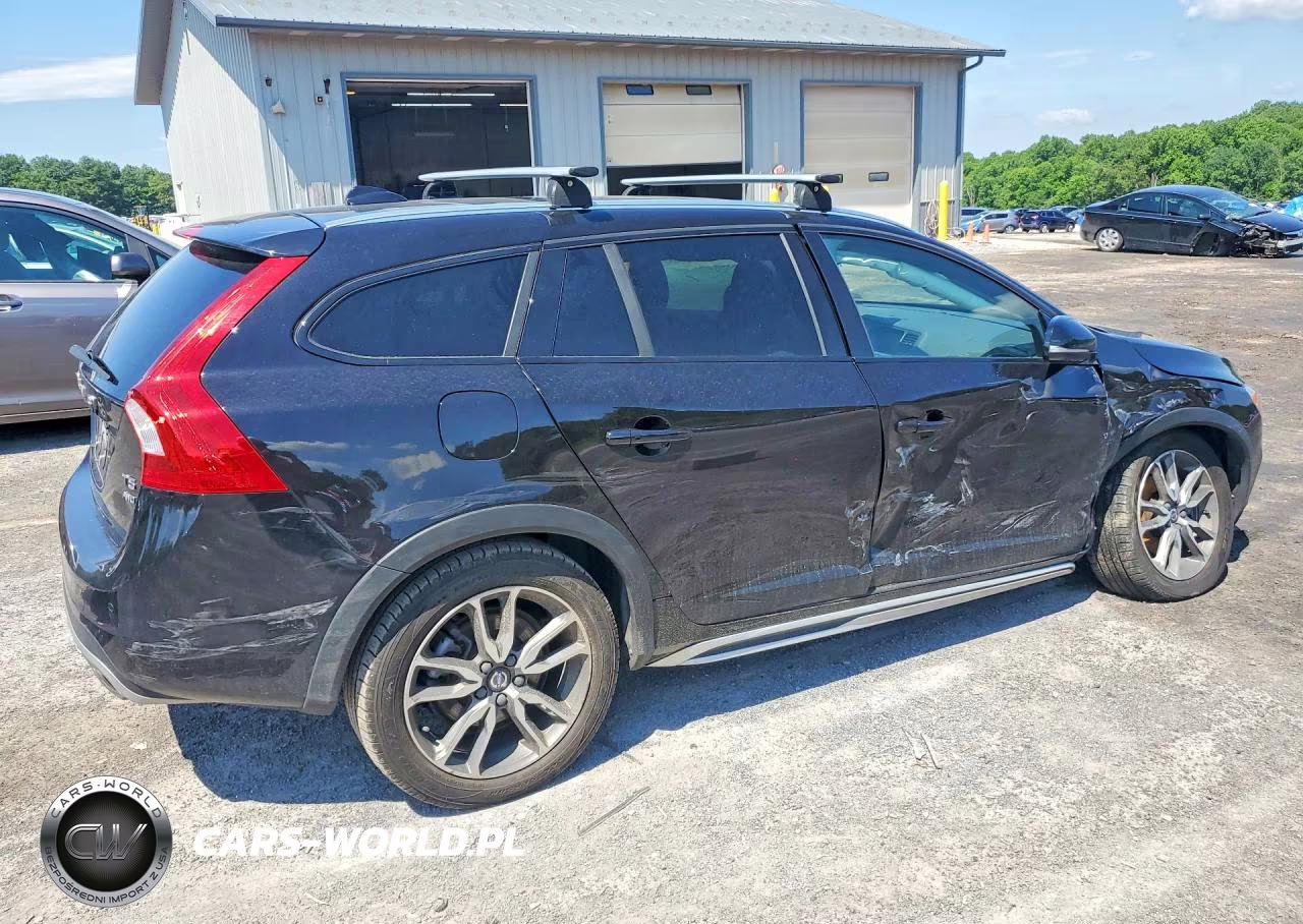 2017 Volvo V60 Cross Country Premier VIN:YV440MWK5H1041129 - 3