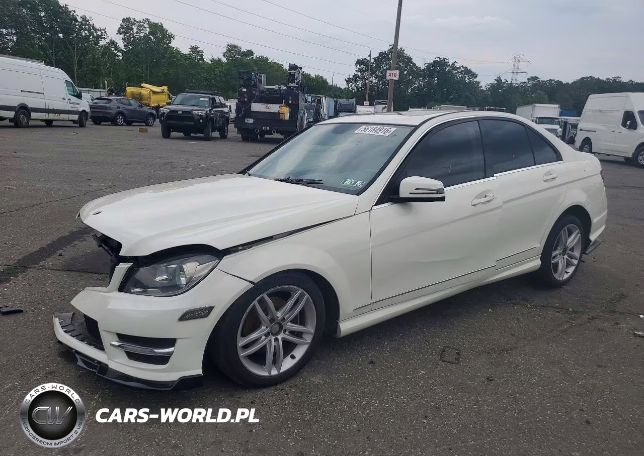2012 Mercedes-Benz C 300 4Matic – zdjęcie 1 z 13