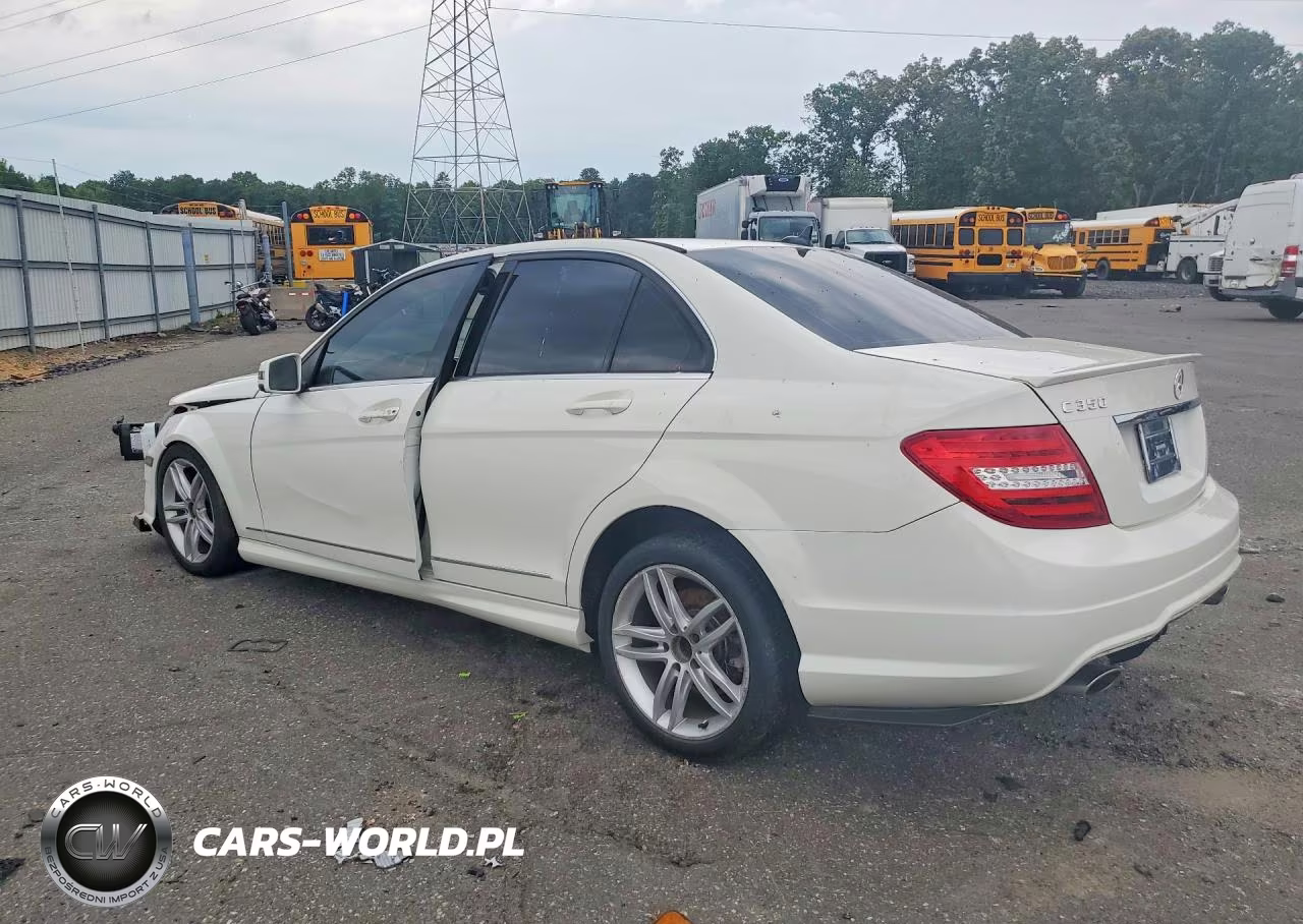 2012 Mercedes-Benz C 300 4Matic VIN:WDDGF8BB1CA702522 - 2