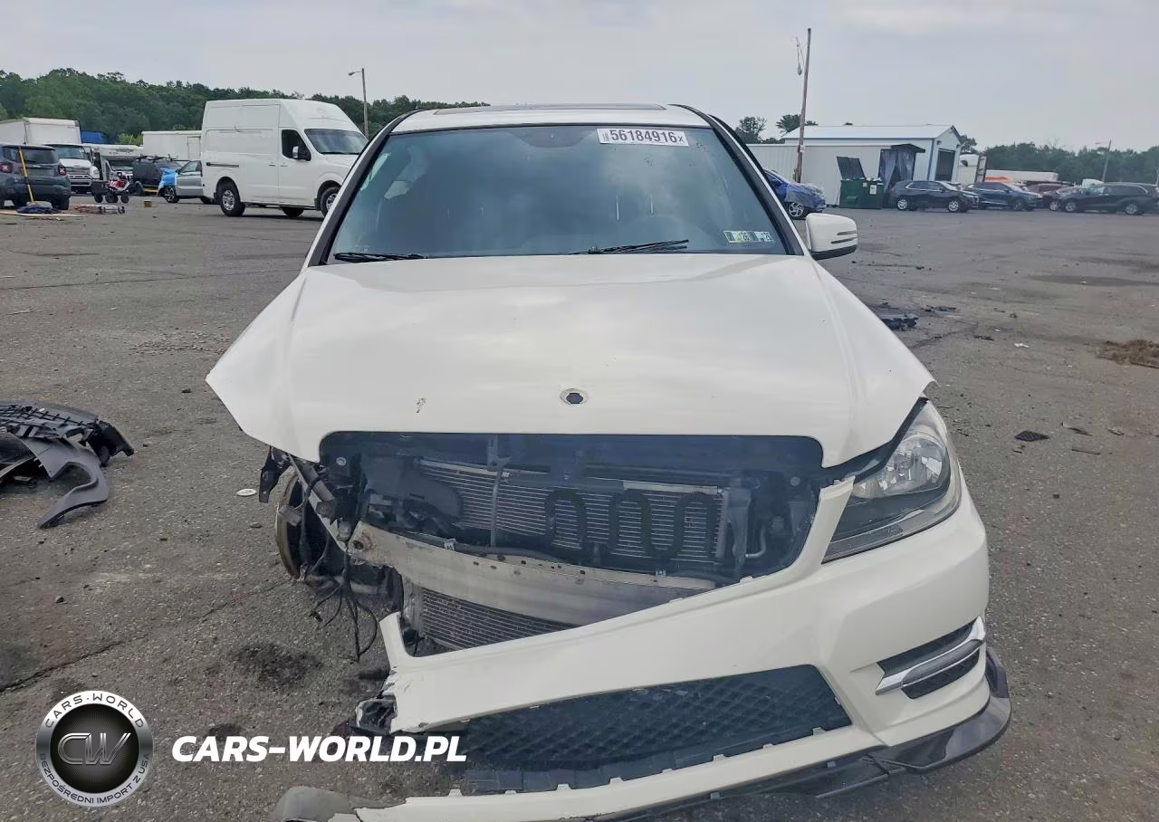 2012 Mercedes-Benz C 300 4Matic VIN:WDDGF8BB1CA702522 - 5