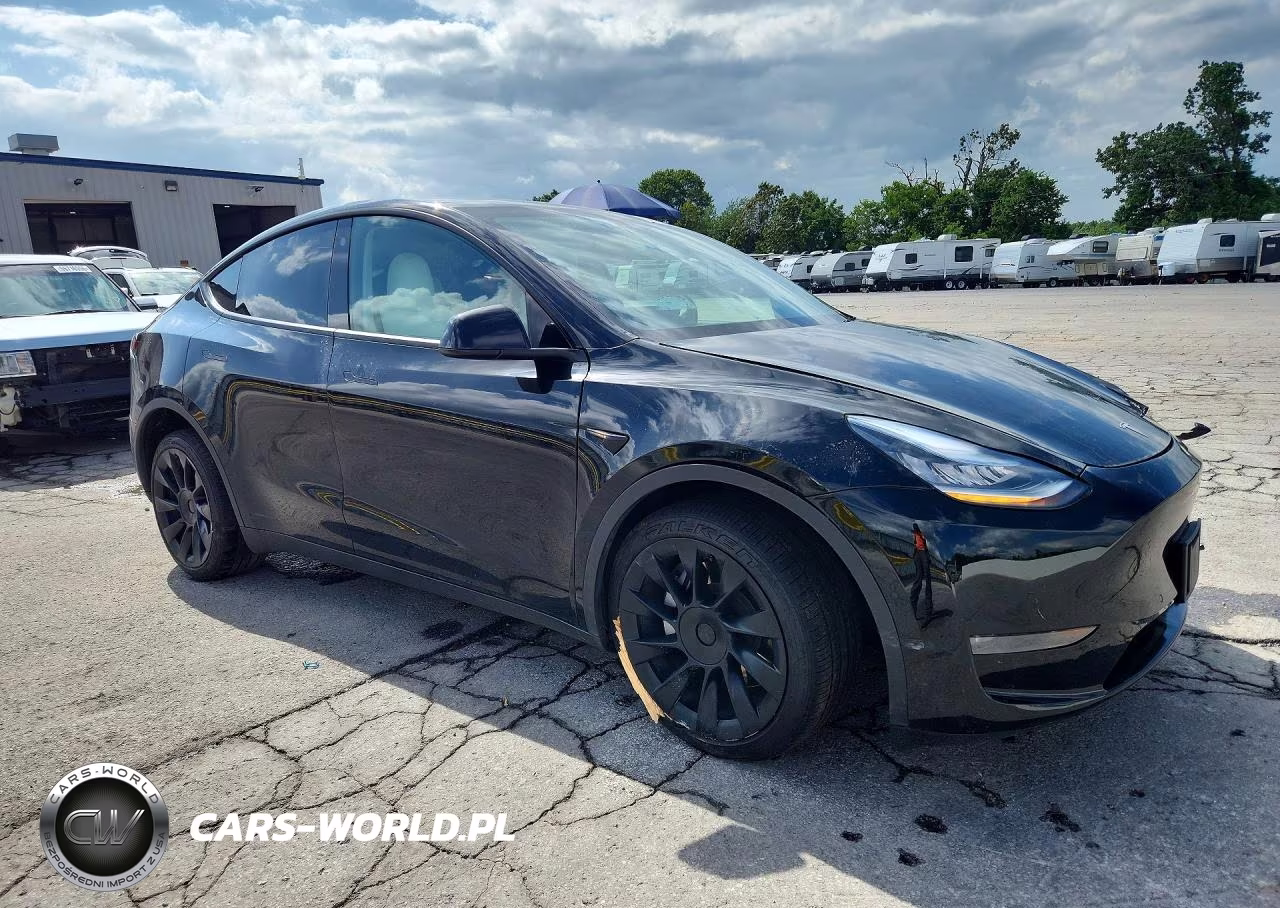 2021 Tesla Model Y VIN:5YJYGDEE6MF088652 - 4