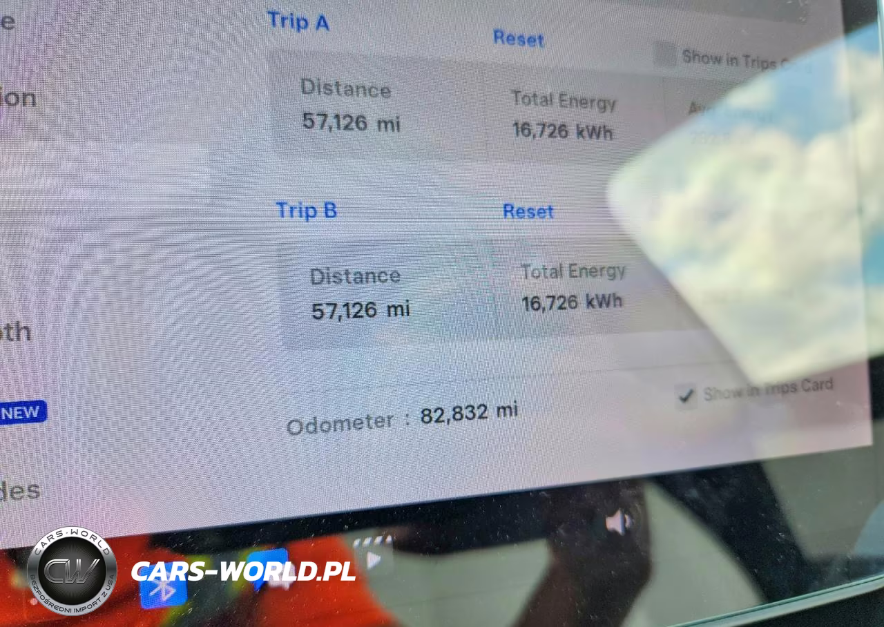 2021 Tesla Model Y VIN:5YJYGDEE6MF088652 - 9
