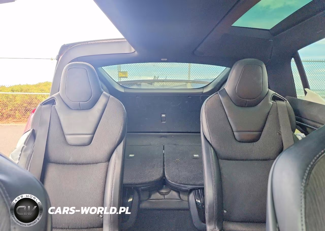 2016 Tesla Model X VIN:5YJXCBE24GF017634 - 10