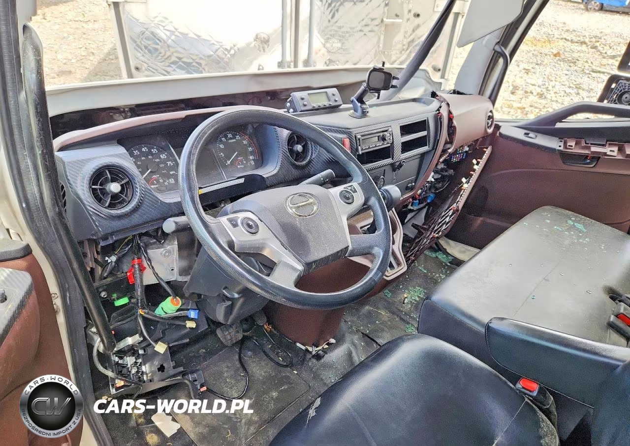 2023 Hino Hino L6 VIN:5PVNJ7AV4P5T53831 - 8