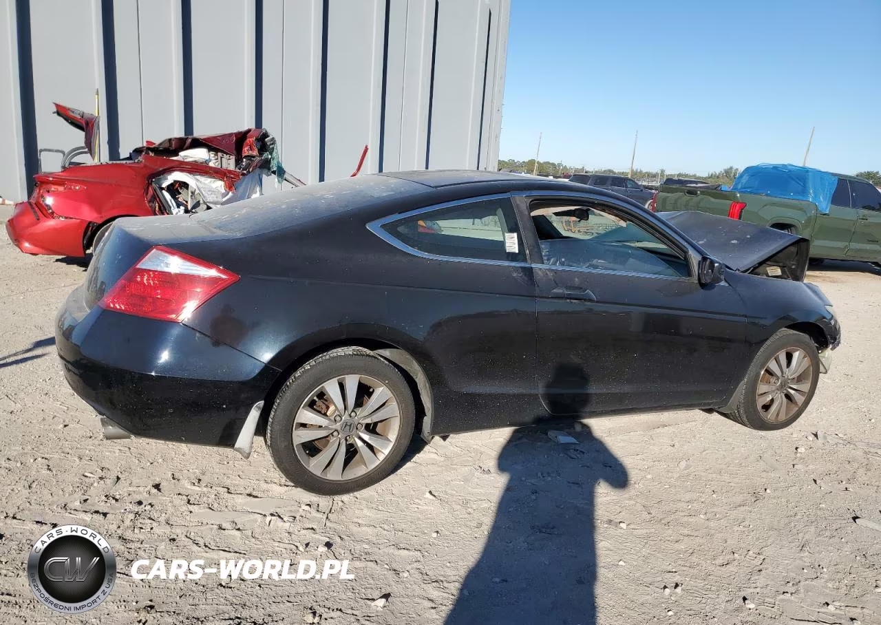 2008 Honda Accord VIN:1HGCS127X8A021582 - 3