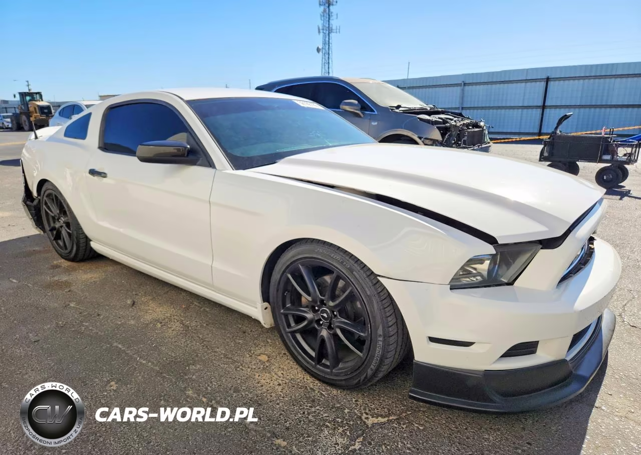2013 Ford Mustang VIN:1ZVBP8AM2D5227233 - 4