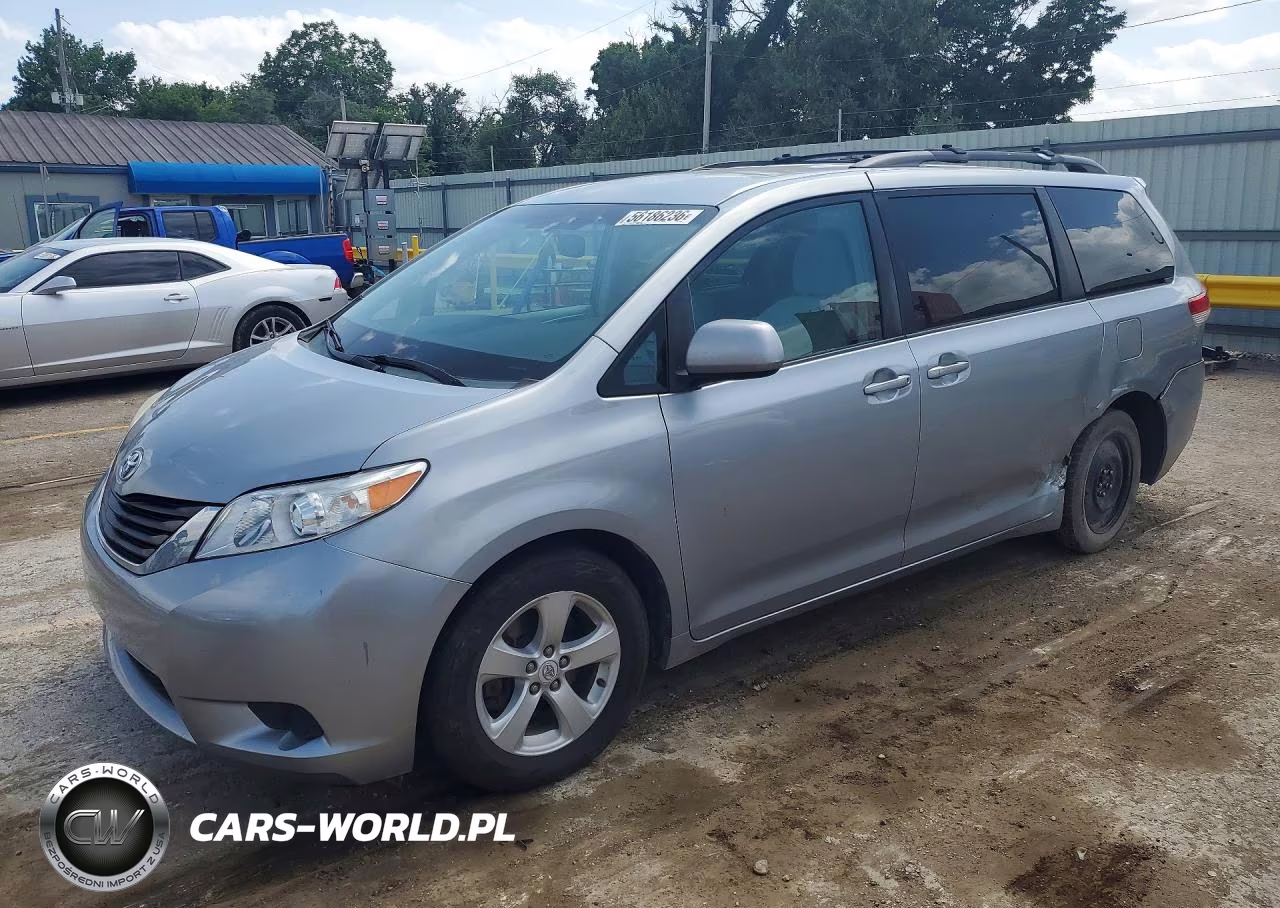 2011 Toyota Sienna Le