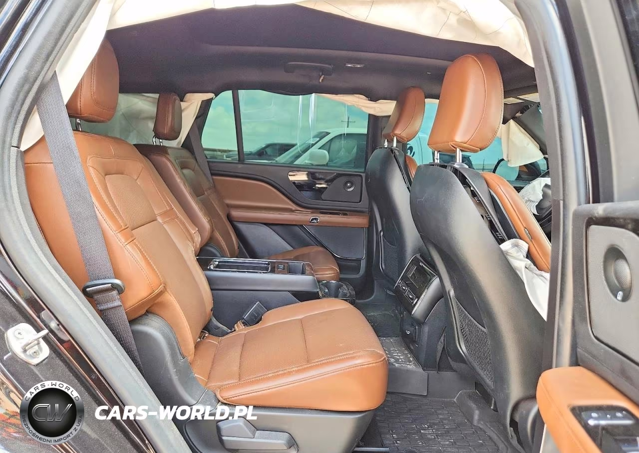 2021 Lincoln Aviator Reserve VIN:5LM5J7WC0MGL18753 - 11