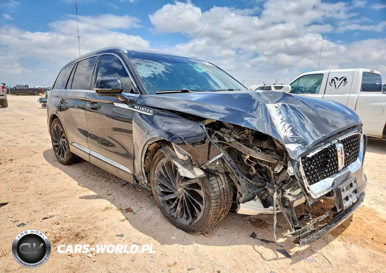 2021 Lincoln Aviator Reserve VIN:5LM5J7WC0MGL18753 - 4