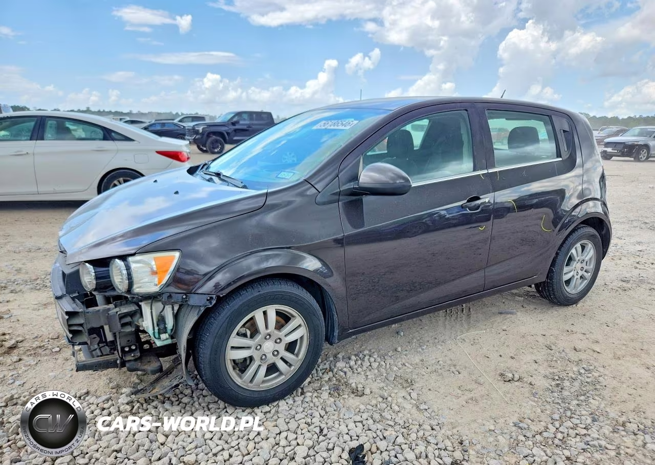 2016 Chevrolet Sonic Lt – zdjęcie 1 z 13