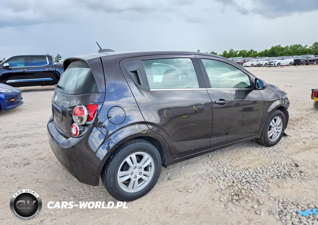2016 Chevrolet Sonic Lt VIN:1G1JC6SH3G4120274 - 3