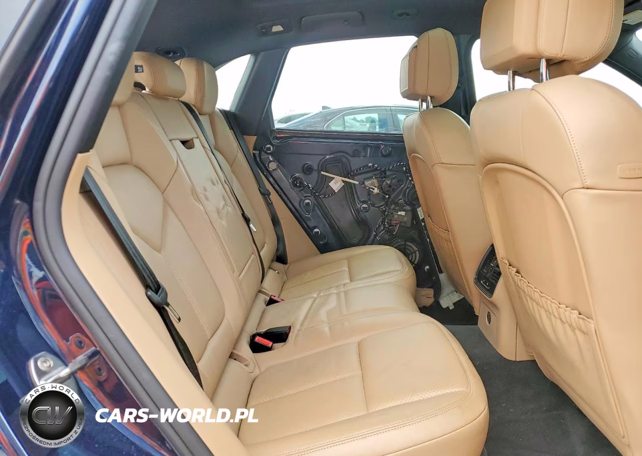 2019 Porsche Macan S VIN:WP1AB2A58KLB32475 - 11