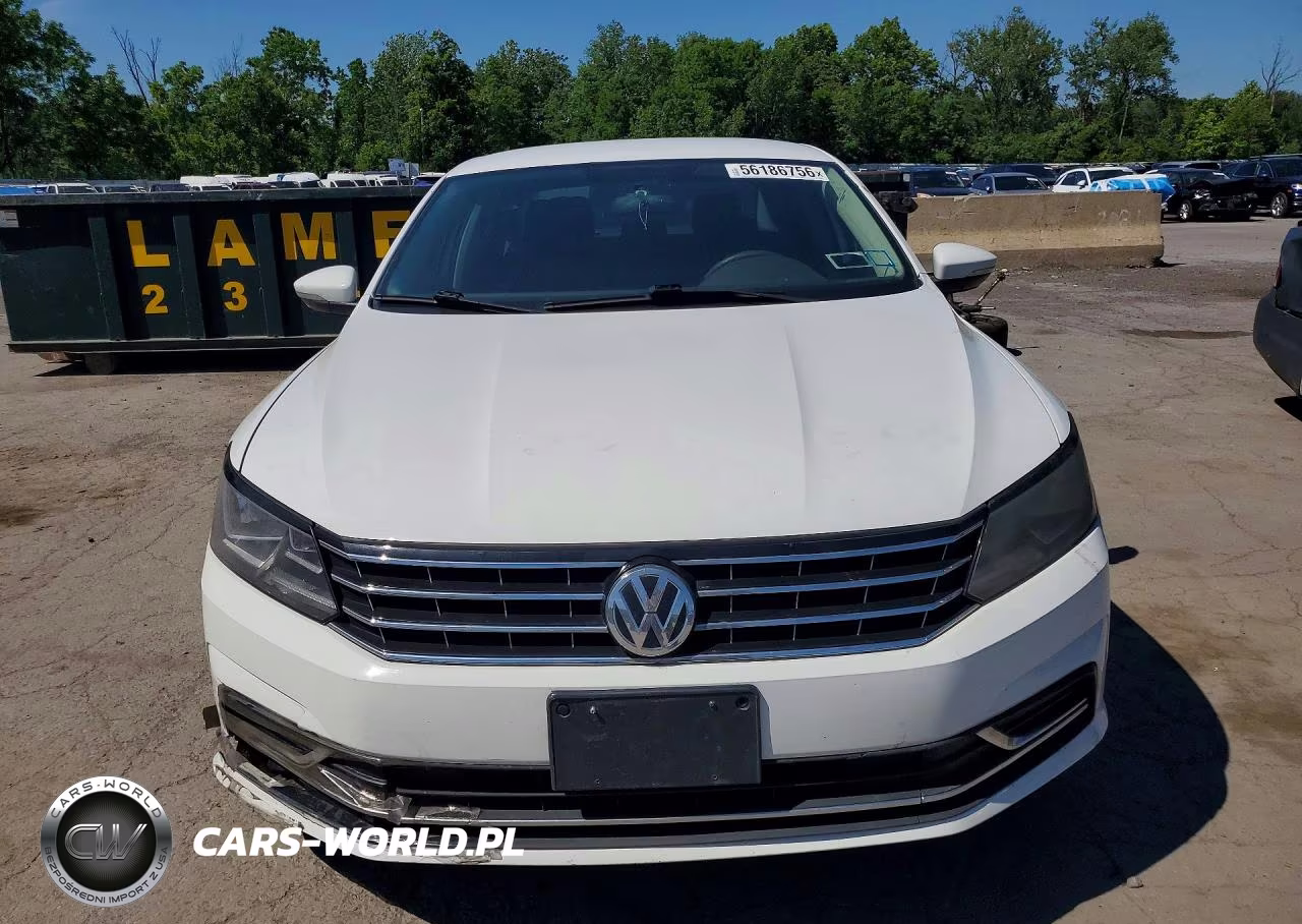 2018 Volkswagen Passat S VIN:1VWAA7A30JC016604 - 5