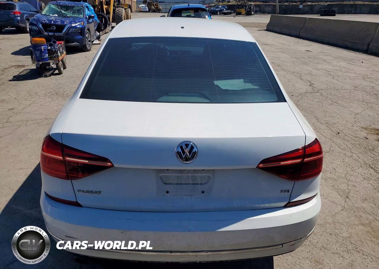 2018 Volkswagen Passat S VIN:1VWAA7A30JC016604 - 6