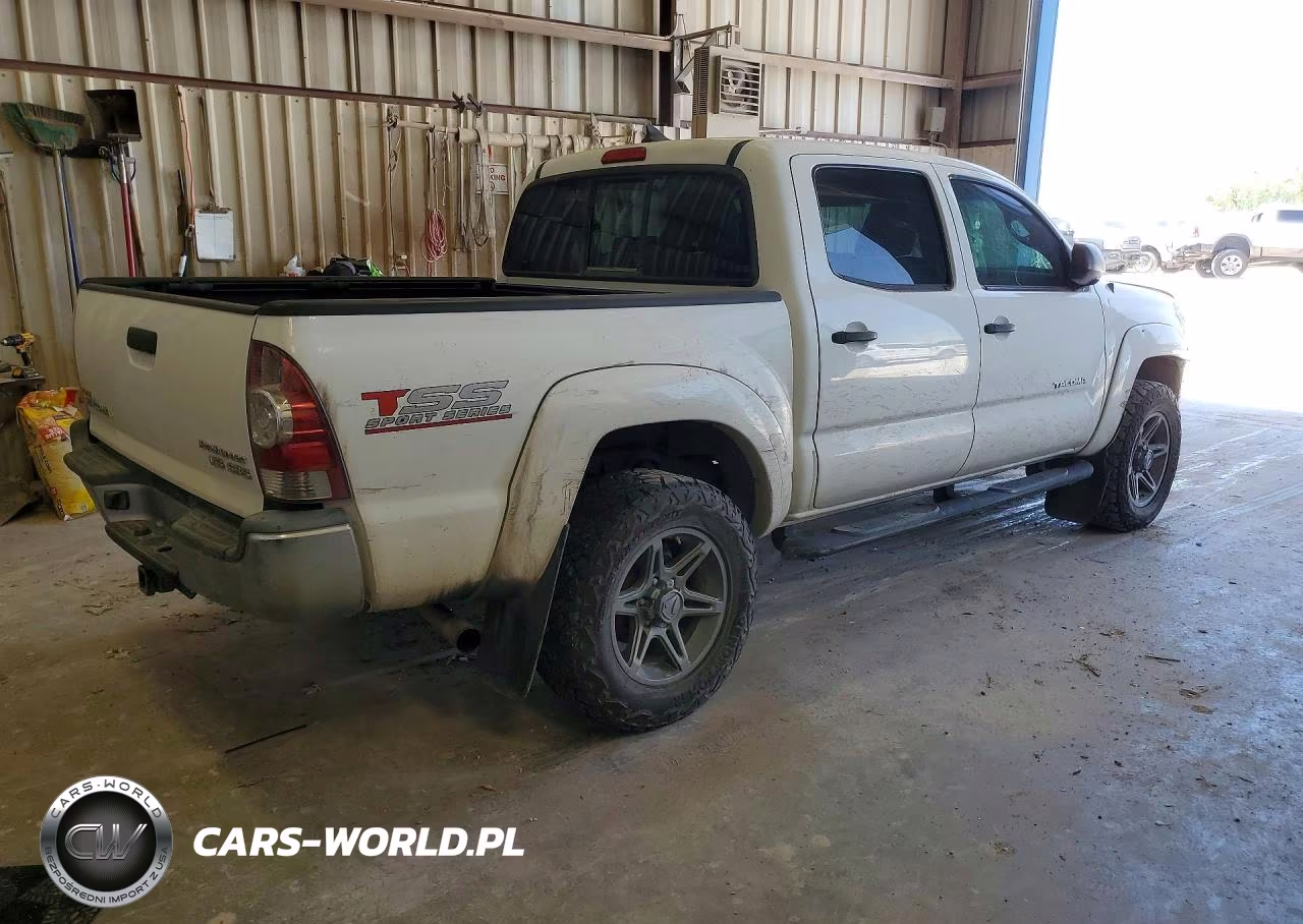 2014 Toyota Tacoma Double Cab Prerunner VIN:3TMJU4GN5EM157819 - 3