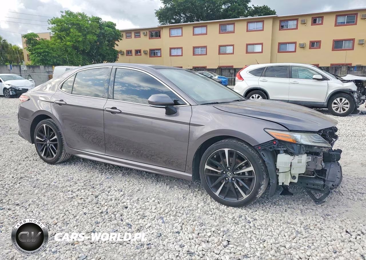 2019 Toyota Camry Xse VIN:4T1B61HK4KU218274 - 4