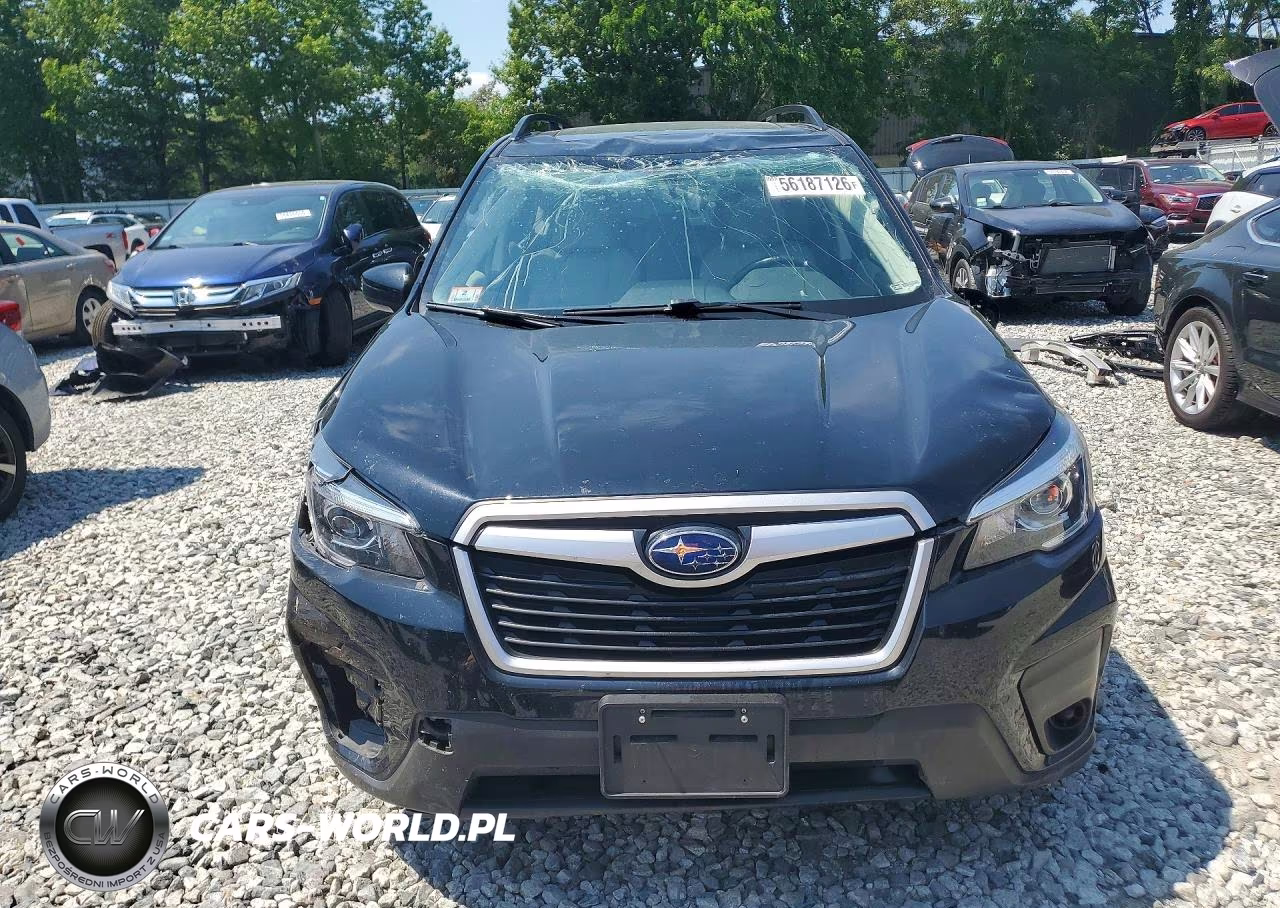 2019 Subaru Forester Premium VIN:JF2SKAGC6KH551600 - 5