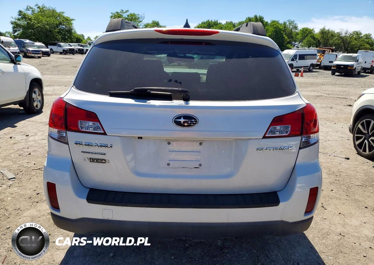 2014 Subaru Outback 2.5I Premium VIN:4S4BRCDC9E3264842 - 6