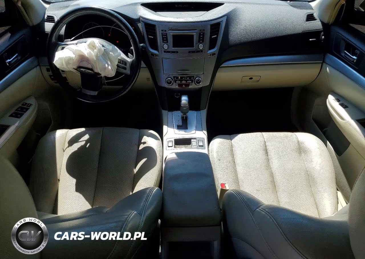 2014 Subaru Outback 2.5I Premium VIN:4S4BRCDC9E3264842 - 8