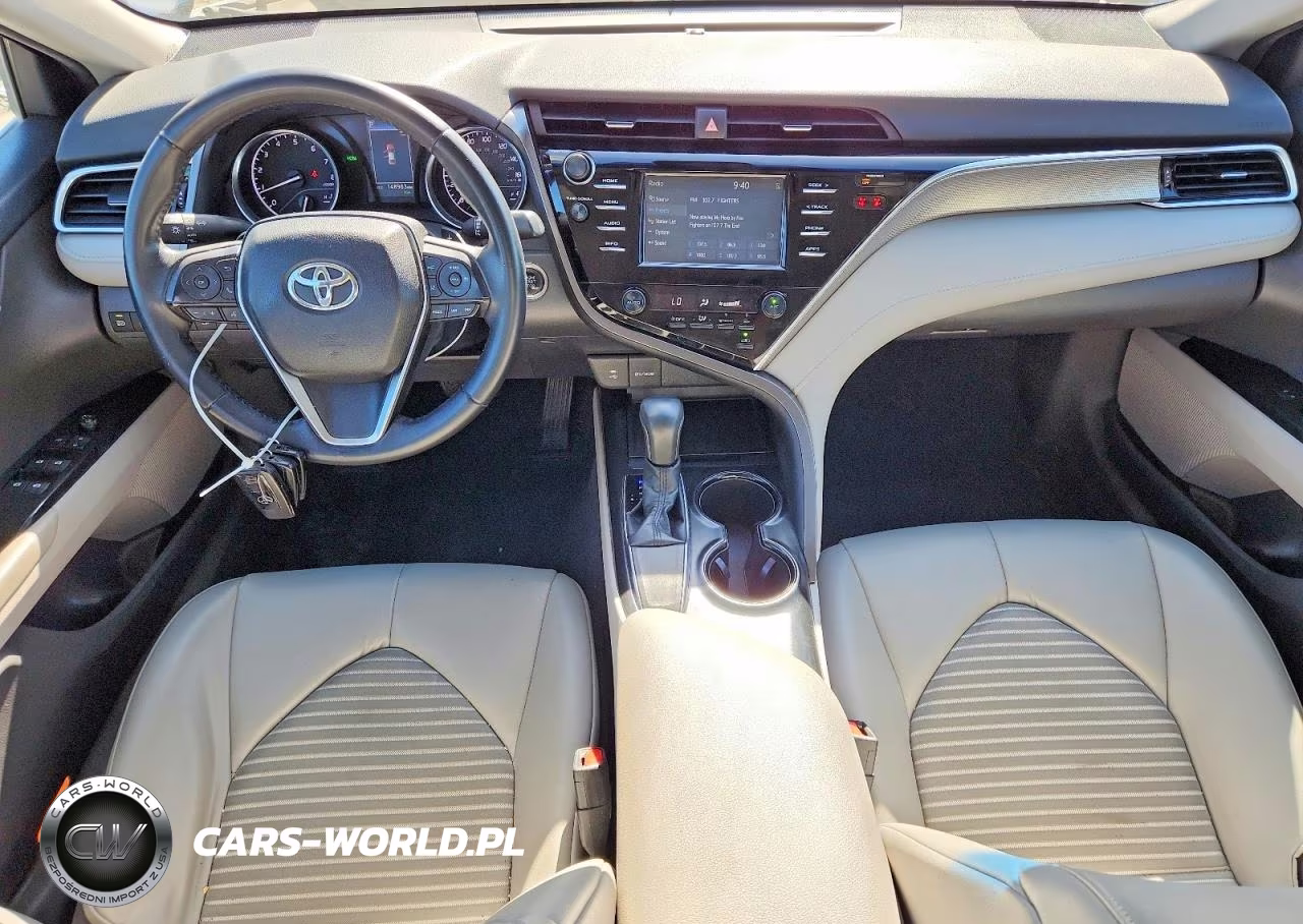 2018 Toyota Camry Se VIN:4T1B11HK4JU526249 - 8