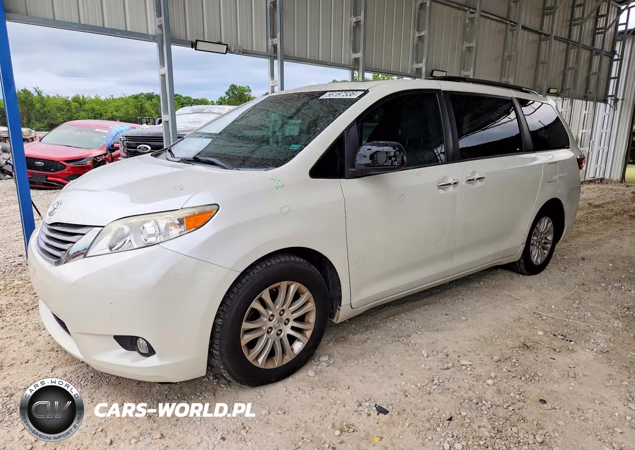 2015 Toyota Sienna Xle 8-Passenger
