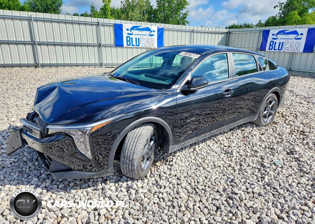 2026 Kia K4 Lxs – zdjęcie 1 z 12
