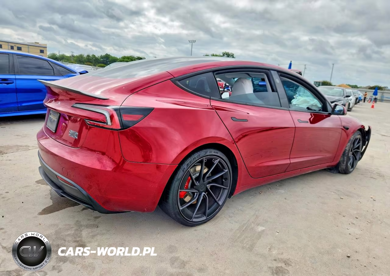 2024 Tesla Model 3 VIN:5YJ3E1ET5RF830219 - 3