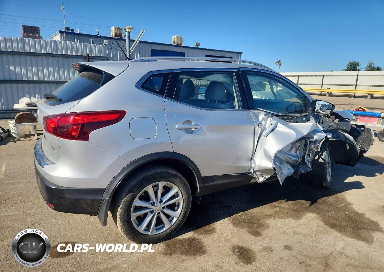 2018 Nissan Rogue Sport Sv VIN:JN1BJ1CP1JW108410 - 3
