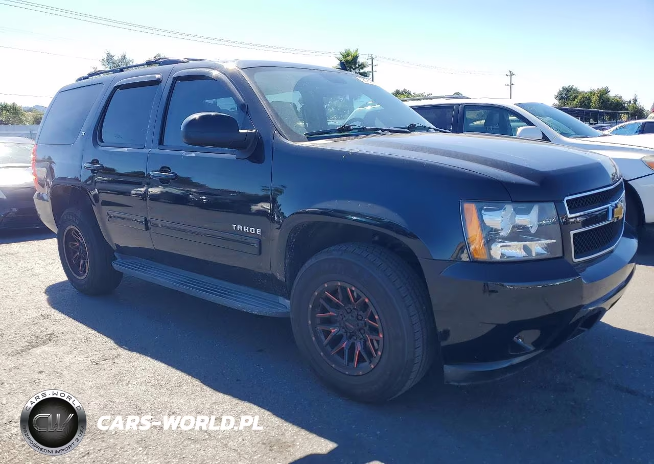 2013 Chevrolet Tahoe C1500 Lt VIN:1GNSCBE09DR366956 - 4