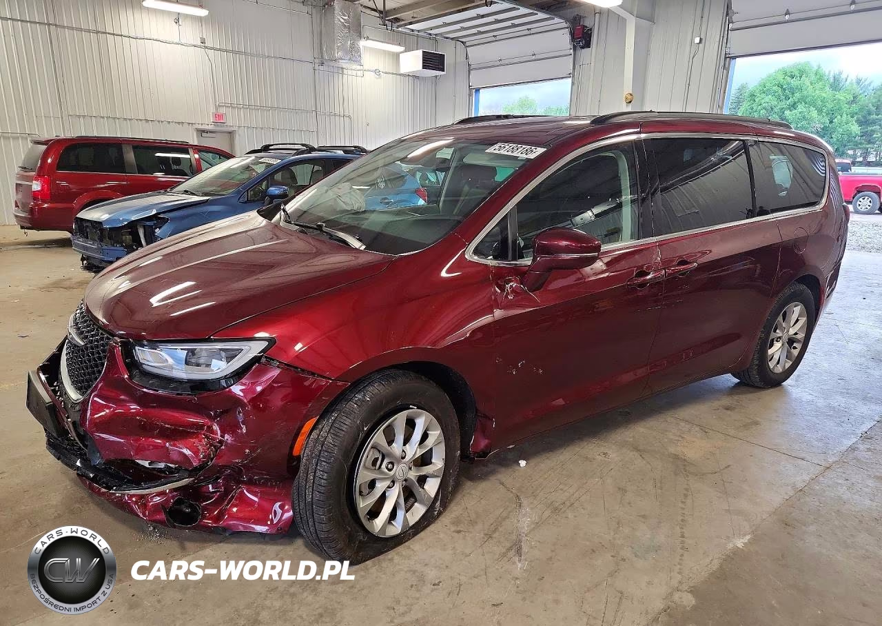 2022 Chrysler Pacifica Touring L