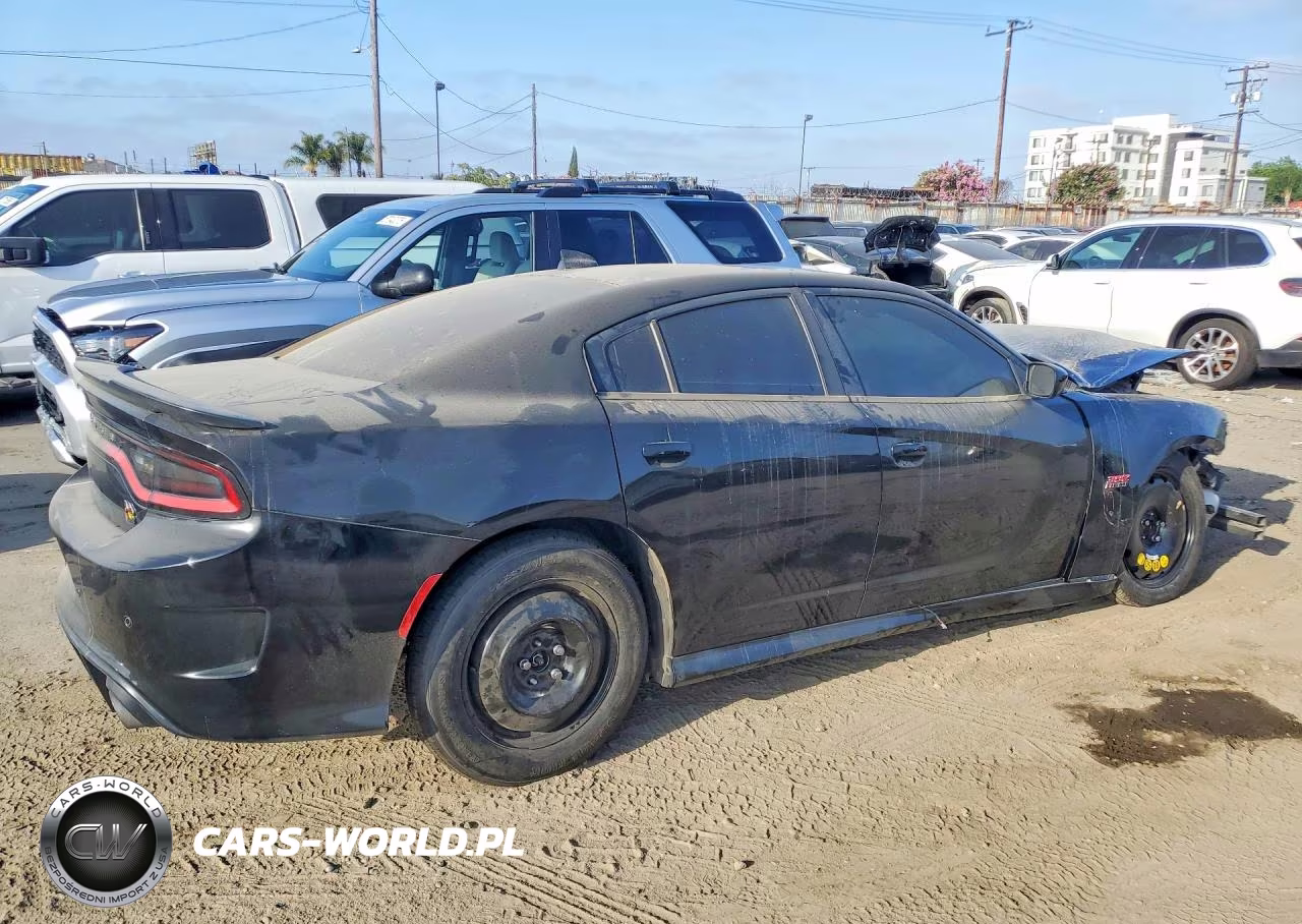 2019 Dodge Charger Scat Pack VIN:2C3CDXGJ8KH742576 - 3