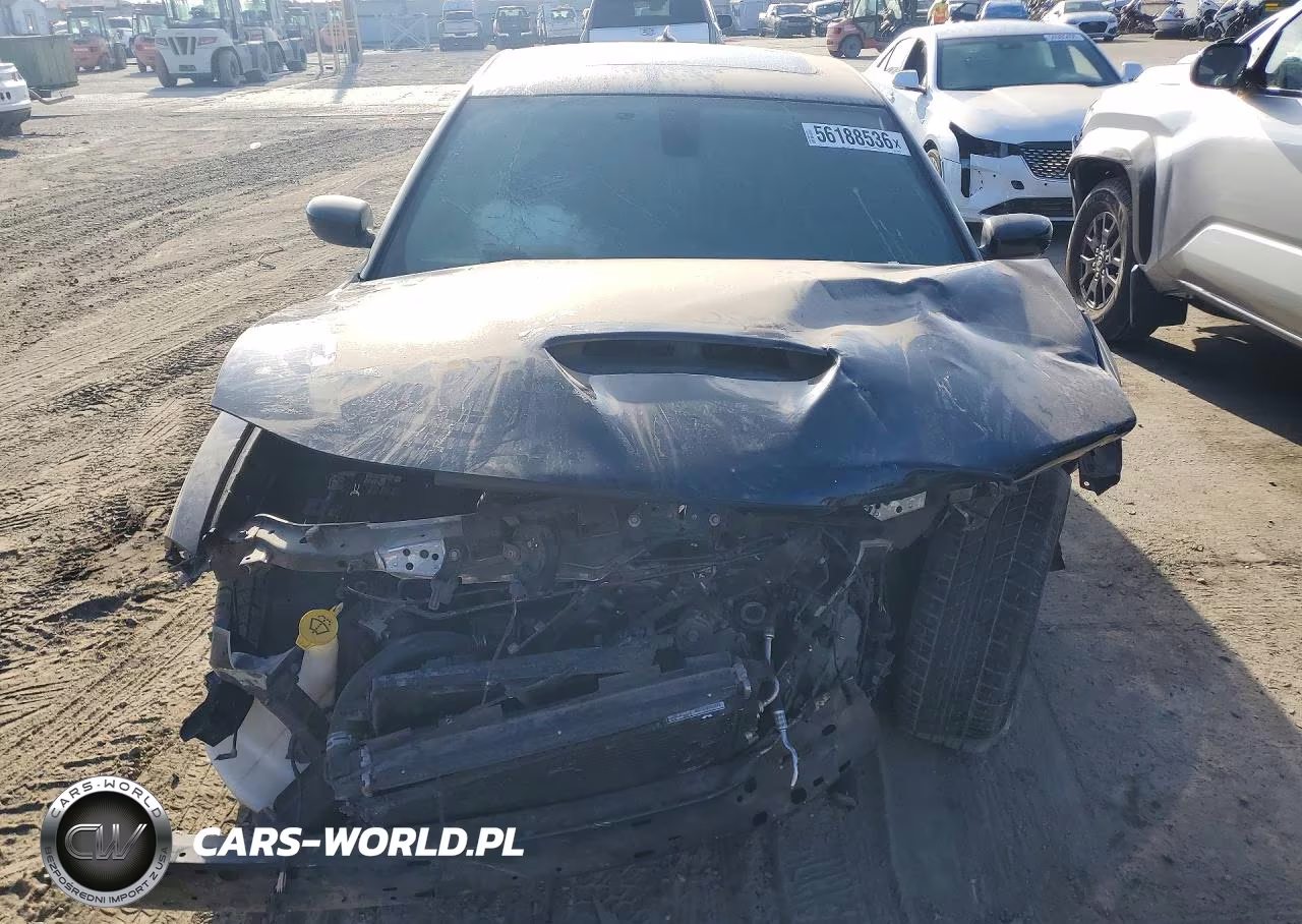 2019 Dodge Charger Scat Pack VIN:2C3CDXGJ8KH742576 - 5