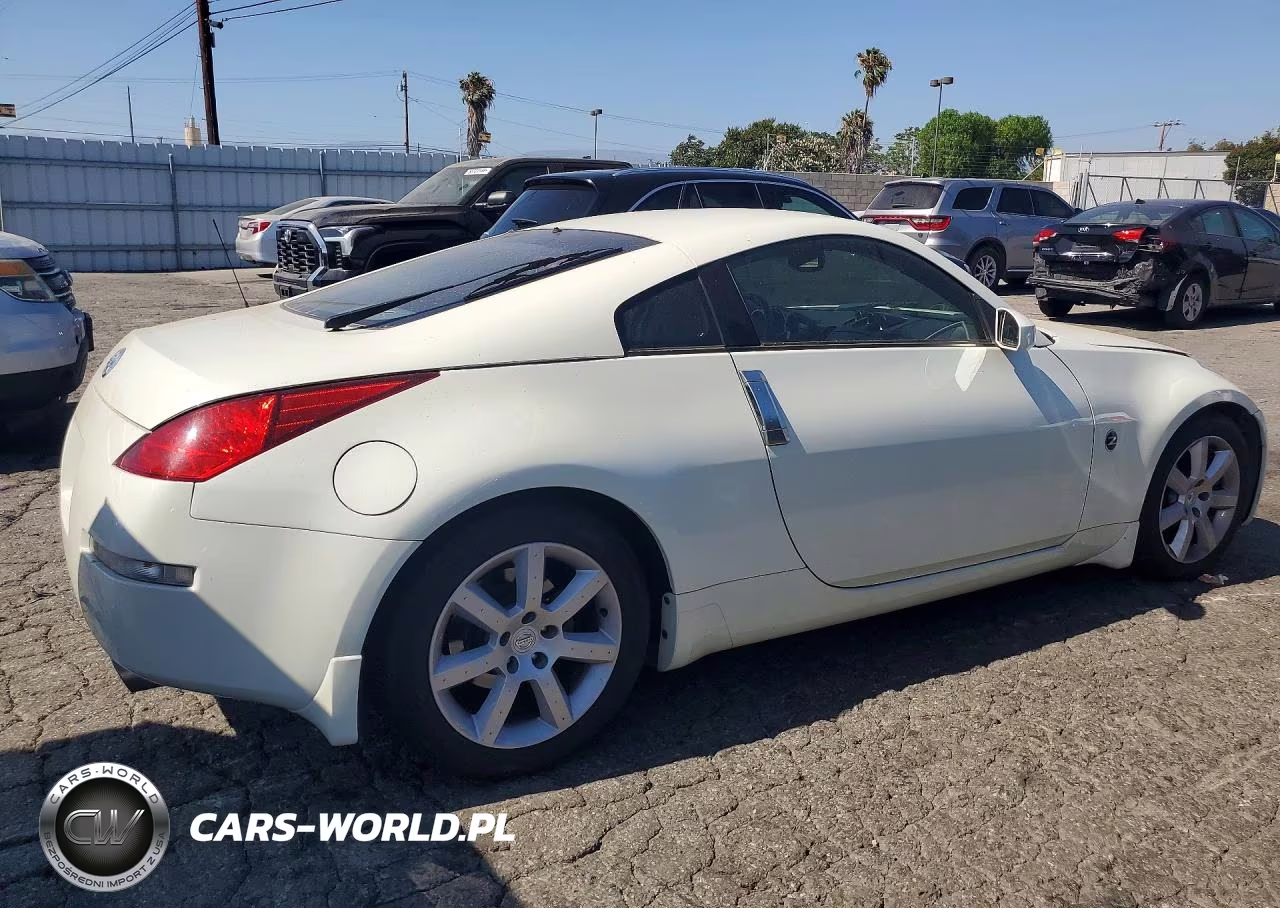 2003 Nissan 350Z Coupe VIN:JN1AZ34D63T105897 - 3