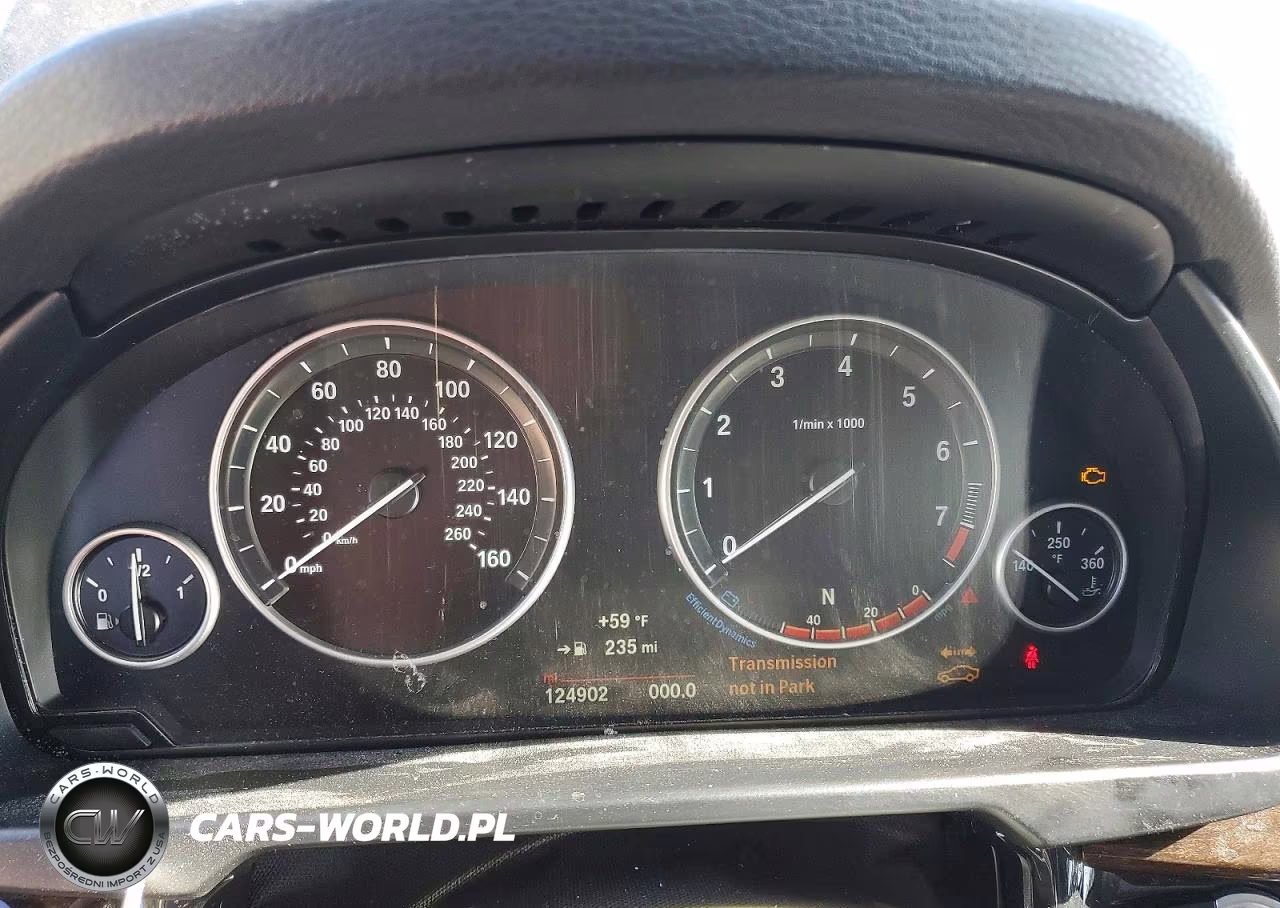 2015 BMW X5 VIN:5UXKR0C57F0P18299 - 9
