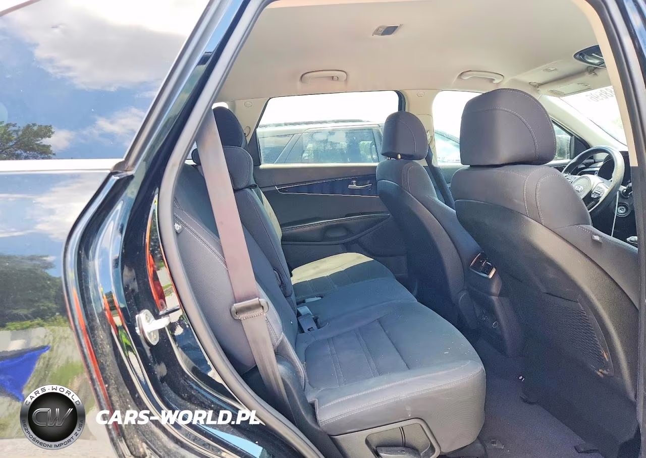 2017 Kia Sorento Lx VIN:5XYPG4A33HG193745 - 11
