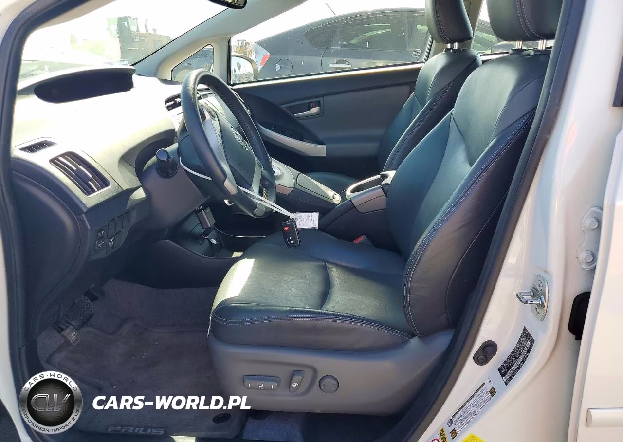 2014 Toyota Prius Four VIN:JTDKN3DU7E0369275 - 7