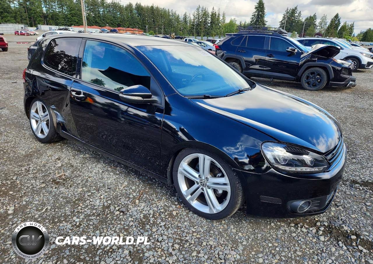 2010 Volkswagen Golf VIN:WVWAB7AJ2AW300362 - 4