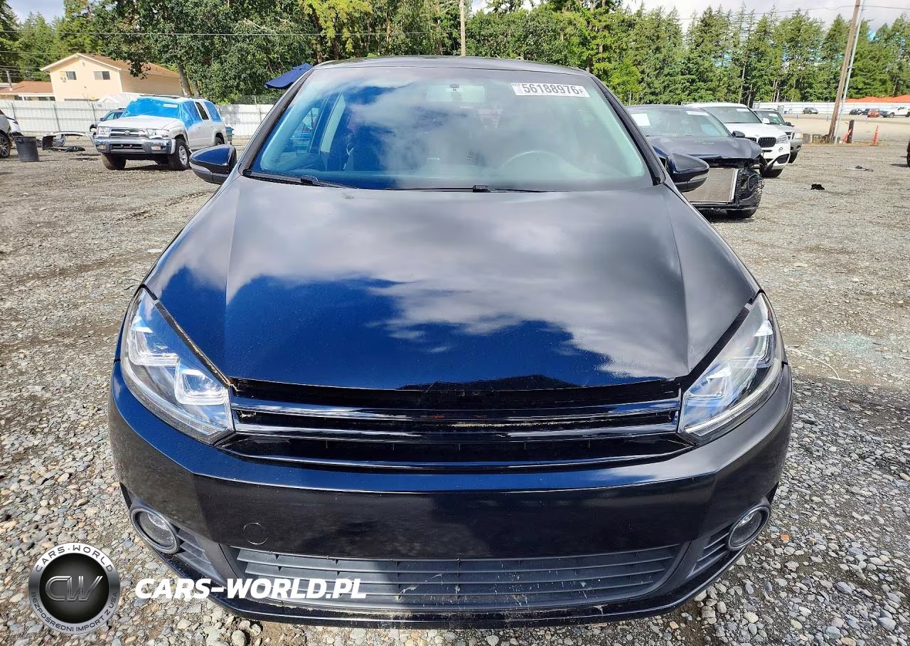 2010 Volkswagen Golf VIN:WVWAB7AJ2AW300362 - 5