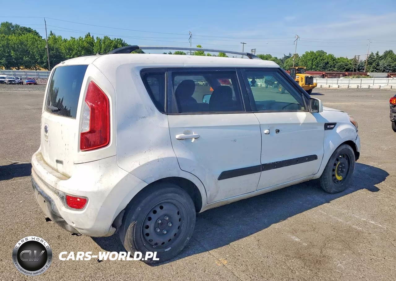 2012 Kia Soul Base VIN:KNDJT2A52C7466932 - 3