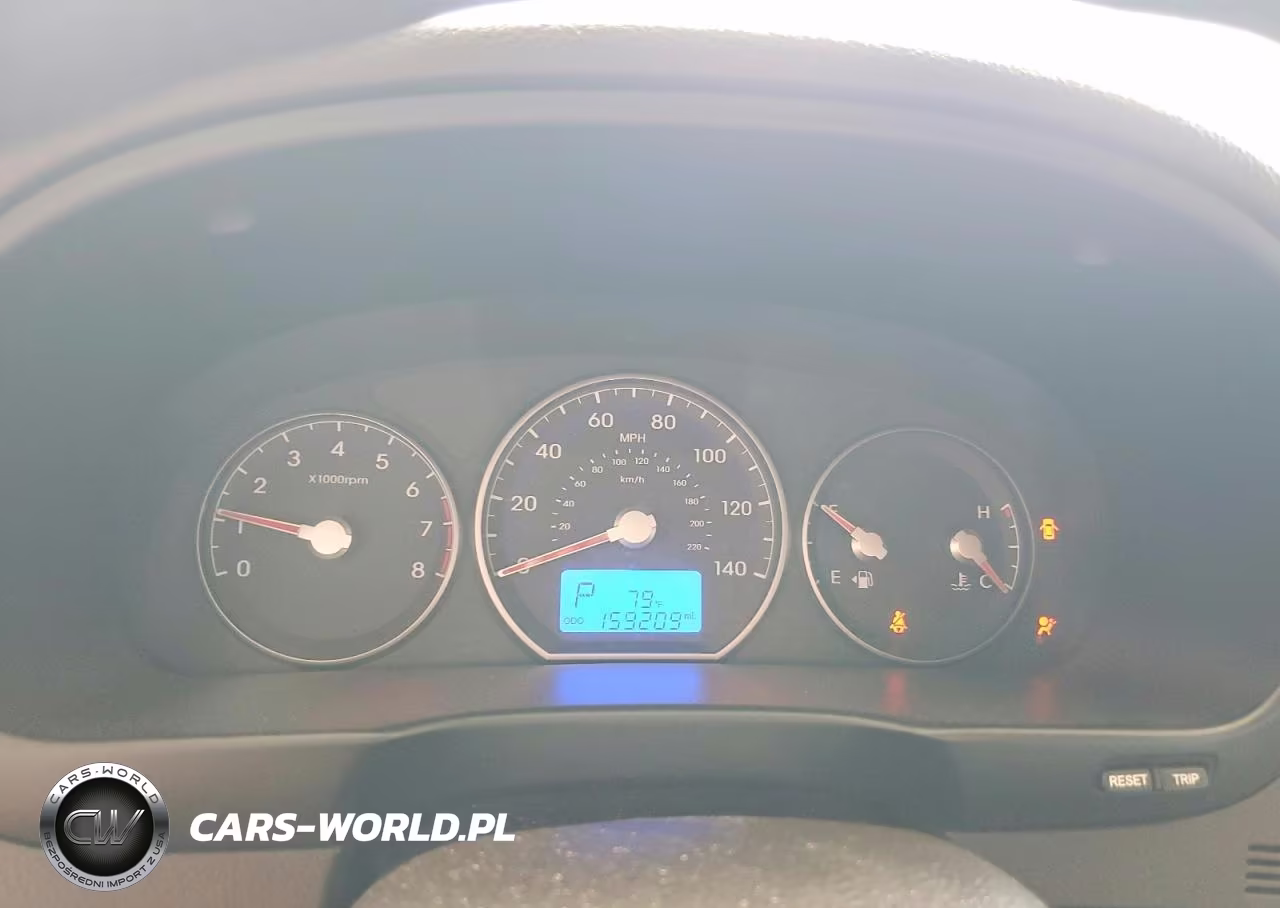 2012 Hyundai Santa Fe Gls VIN:5XYZGDAB9CG164825 - 9