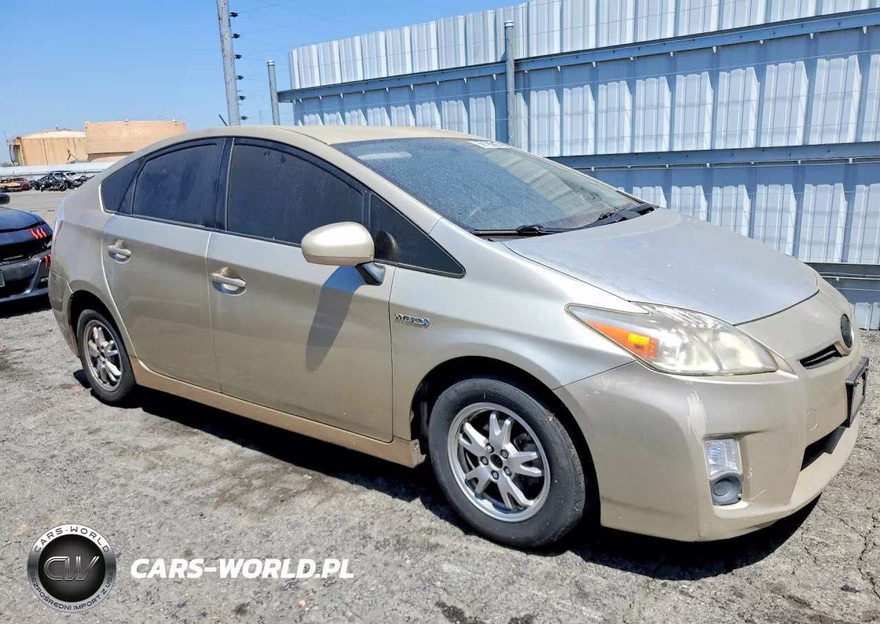 2010 Toyota Prius Ii VIN:JTDKN3DU8A0038179 - 4