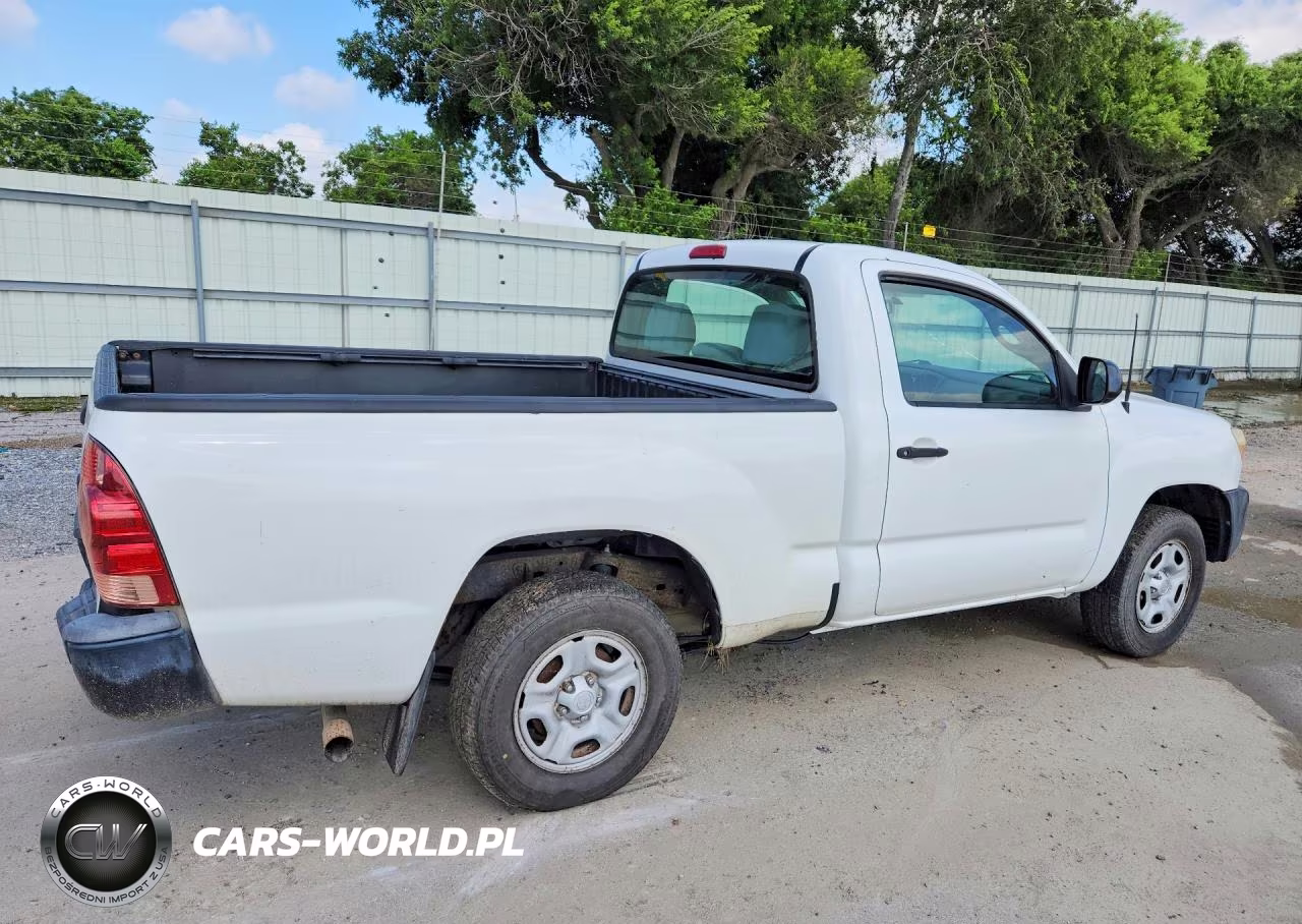 2013 Toyota Tacoma Base VIN:5TFNX4CNXDX028479 - 3