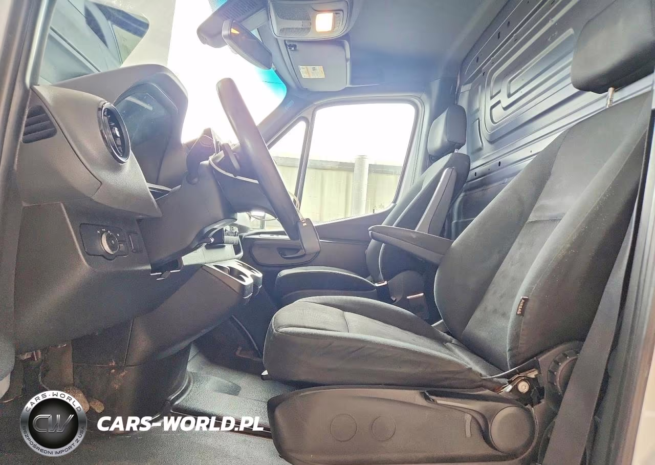 2021 Mercedes-Benz Sprinter 1500 Standard Roof I4 VIN:W1Y70BGY4MT077296 - 7