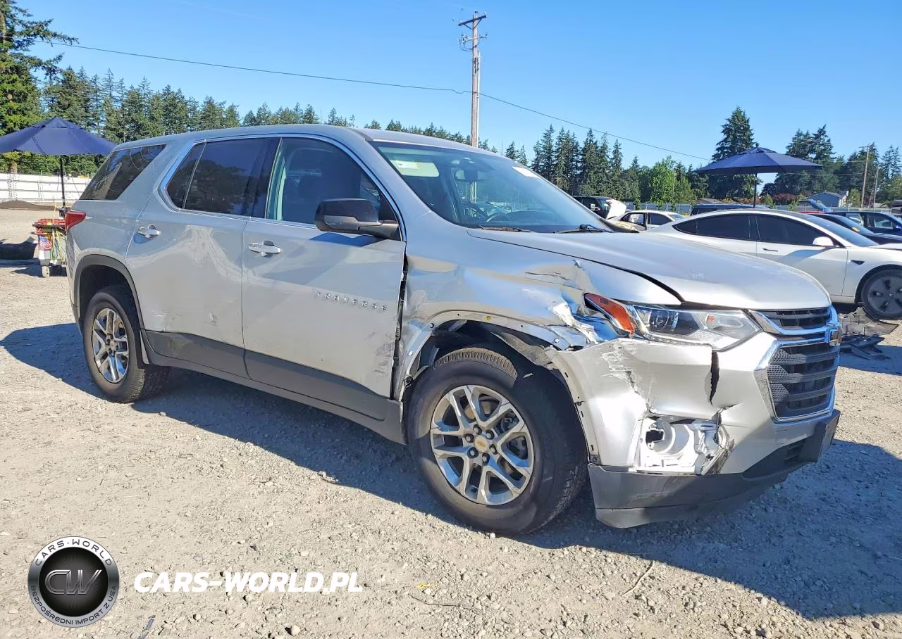 2021 Chevrolet Traverse Ls VIN:1GNERFKW5MJ144554 - 4