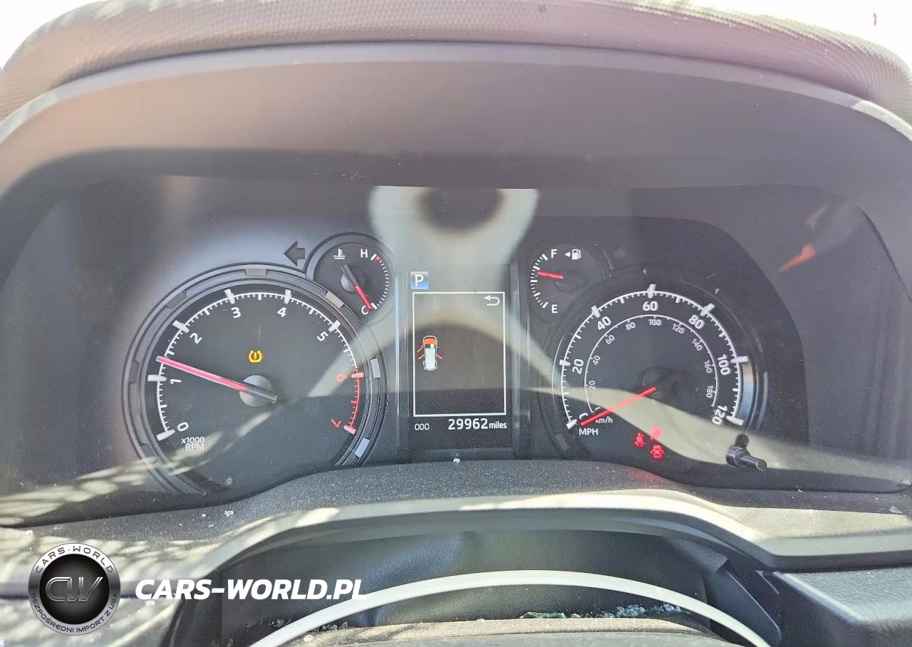 2024 Toyota 4Runner Sr5 Premium VIN:JTENU5JR2R6218466 - 9