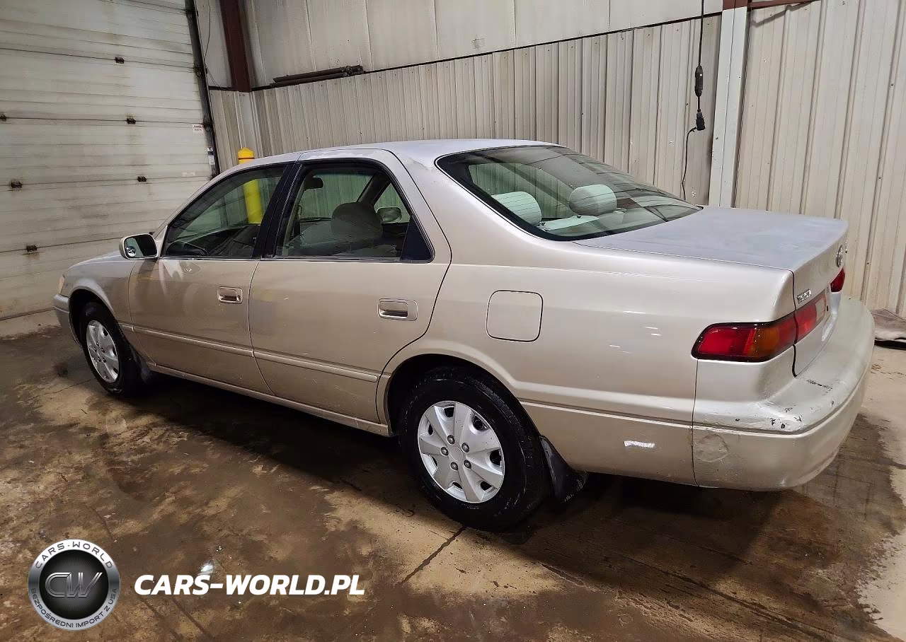 1998 Toyota Camry Le VIN:4T1BG22K5WU206989 - 2